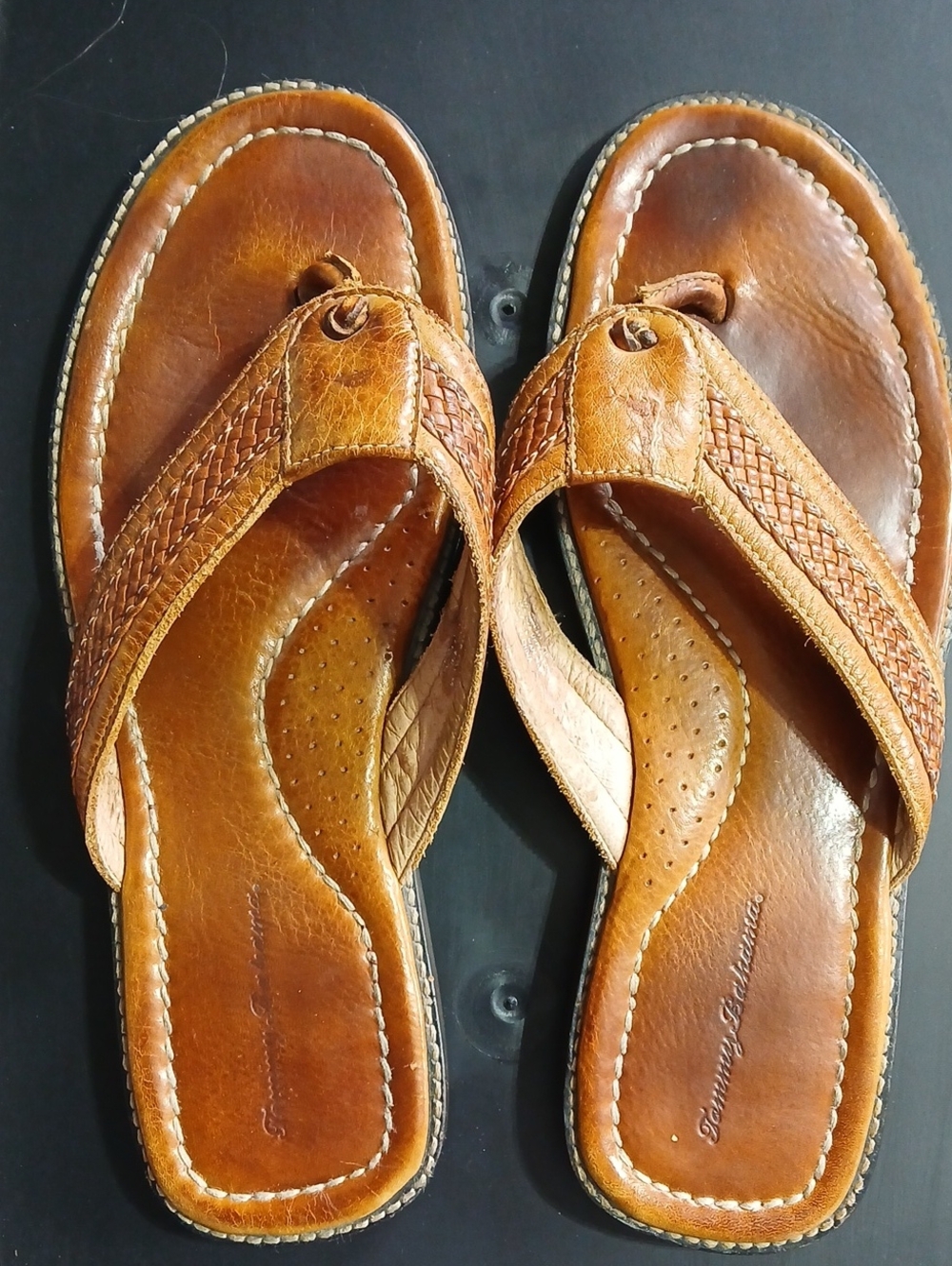Tommy Bahama Men's Tan Leather Flip-Flops